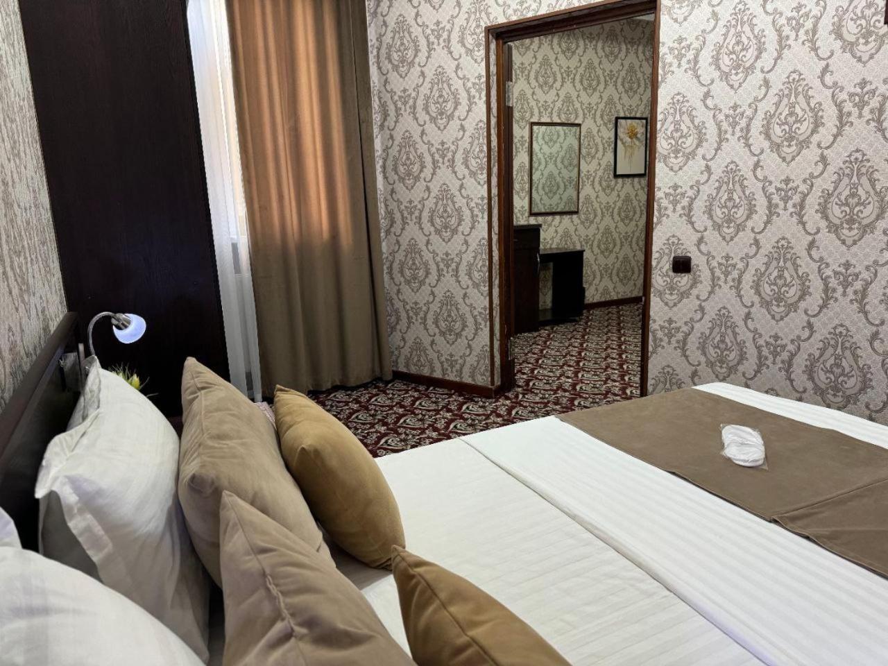 Arda Palace Hotel Tasjkent Buitenkant foto