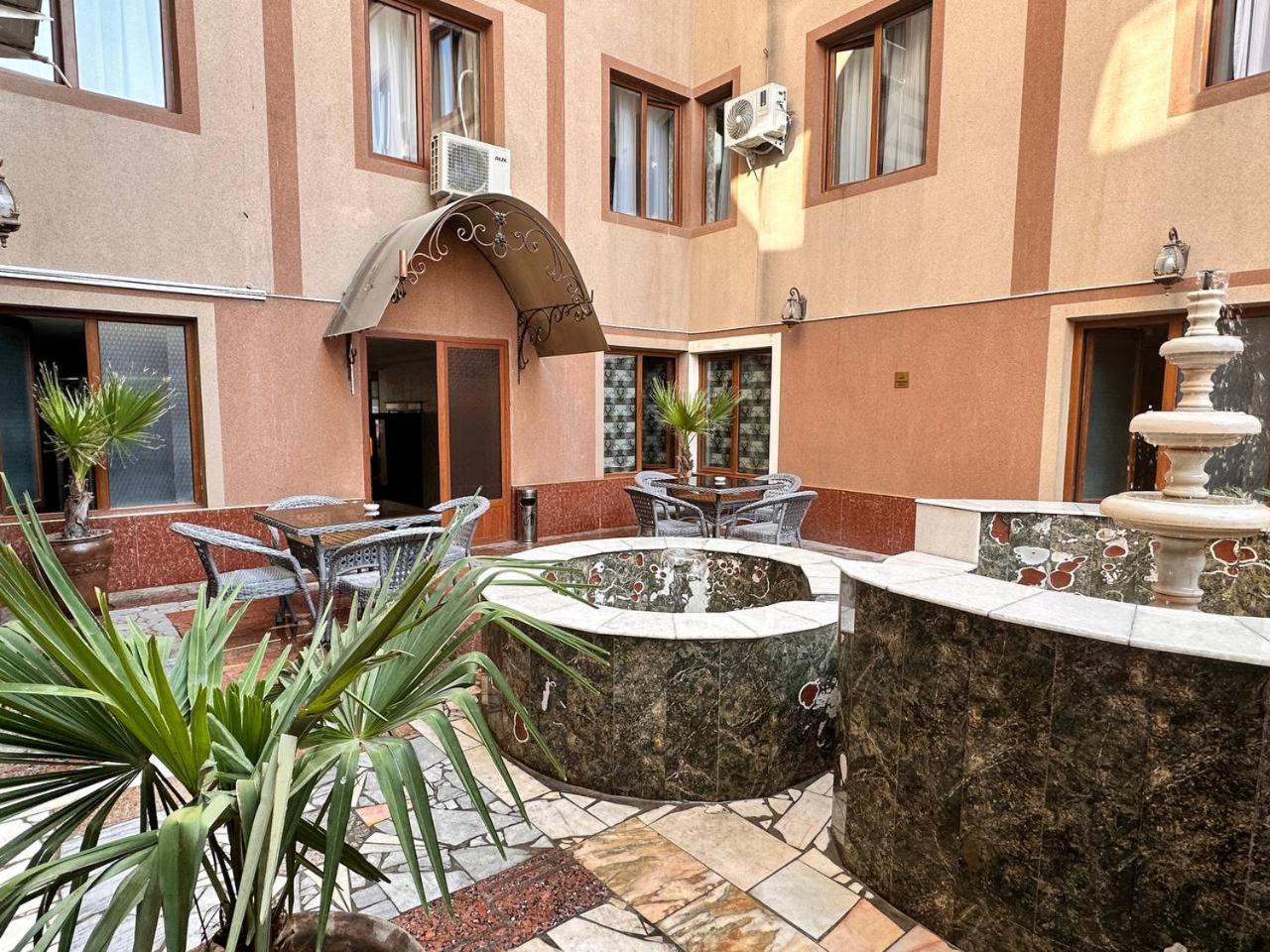 Arda Palace Hotel Tasjkent Buitenkant foto
